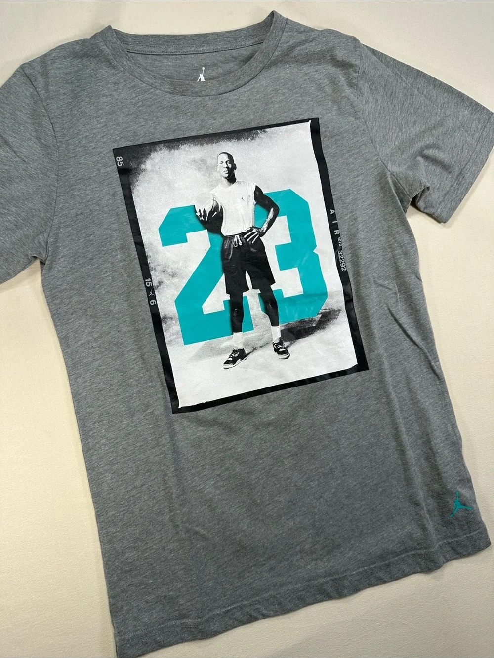 Jordan '88 Photo Dri-Fit Graphic T-Shirt Gray Youth XL Like New